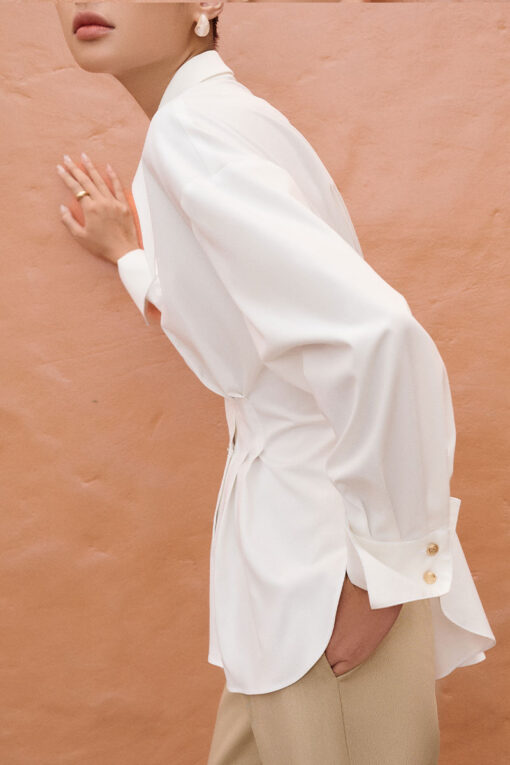 Sơ mi DT chiết eo đuôi tôm