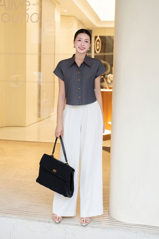 6 mẫu vest trắng nữ cho quý cô yêu thích phong cách "white on white" Sơ mi CT vát nẹp cong, gấu đuôi tôm
