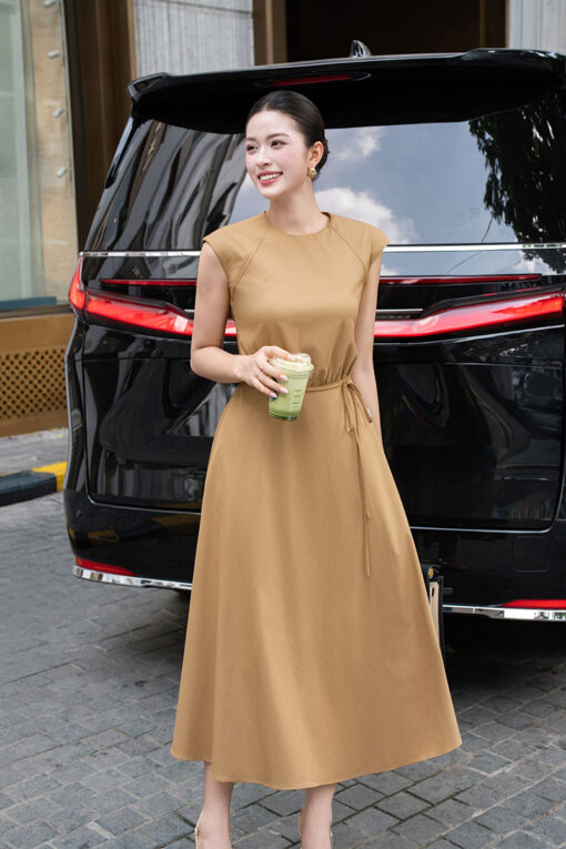 Đầm xoè SN nhúm eo, bong lưng