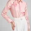 Sơ mi DT đính hoa ngực TT Sơ mi DT đính hoa ngực TT