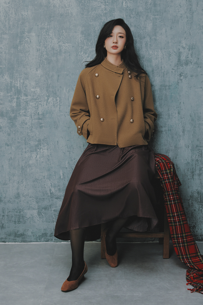 Áo khoác dạ dáng suông ngắn 2 hàng cúc Áo khoác dạ dáng suông ngắn 2 hàng cúc