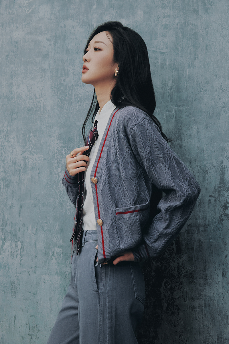 Áo khoác len túi ốp bo phối kẻ Áo khoác len túi ốp bo phối kẻ