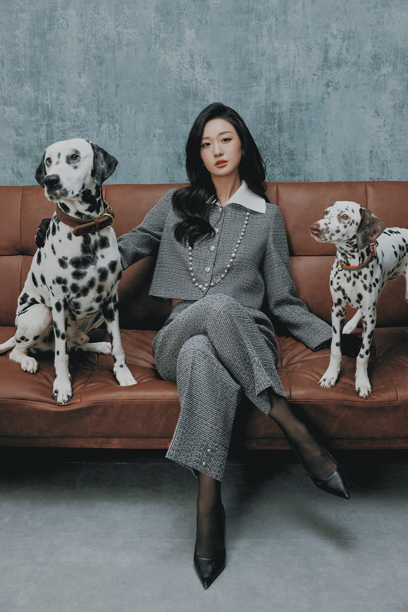 Quần suông tweed can gấu đính cúc Áo khoác tweed croptop cổ, tay phối len