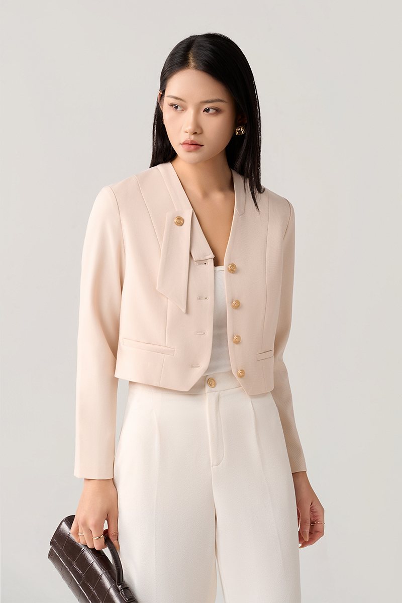 Áo kiểu DT croptop v gấu vạt cổ gập Áo kiểu DT croptop v gấu vạt cổ gập