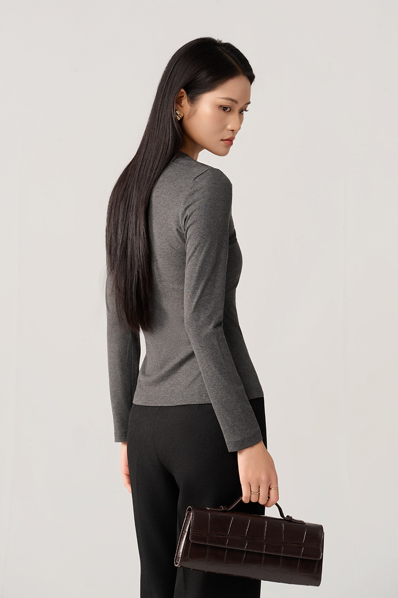 Quần loe dây đai kẹp sườn khoá sau Áo thun DT ôm cổ tròn