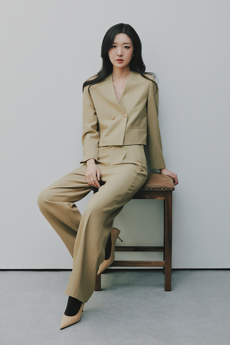 Quần suông can dọc thân cạp đè bong Quần suông can dọc thân cạp đè bong