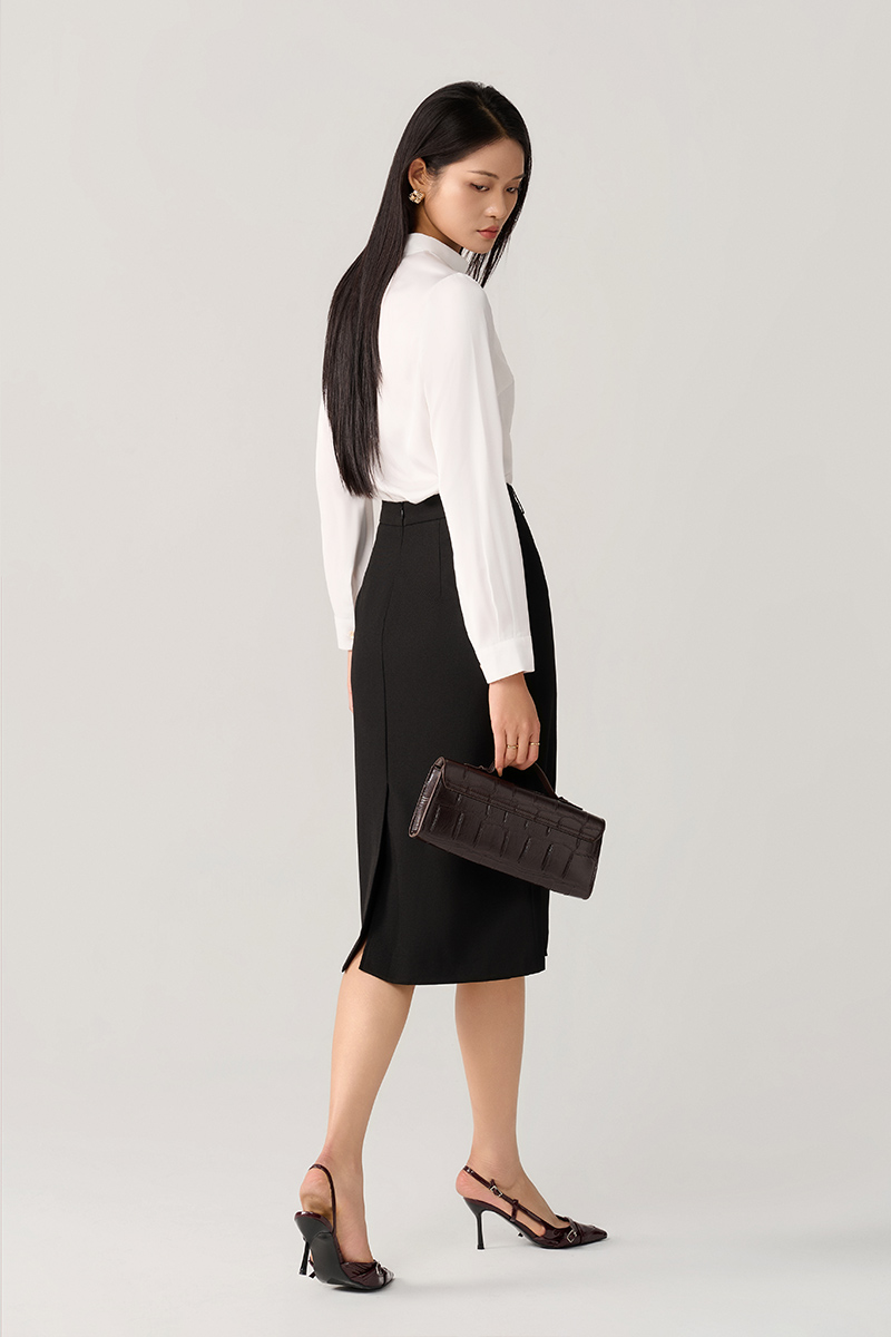 Sơ mi DT cổ nơ lệch, đính cúc Sơ mi DT cổ nơ lệch, đính cúc