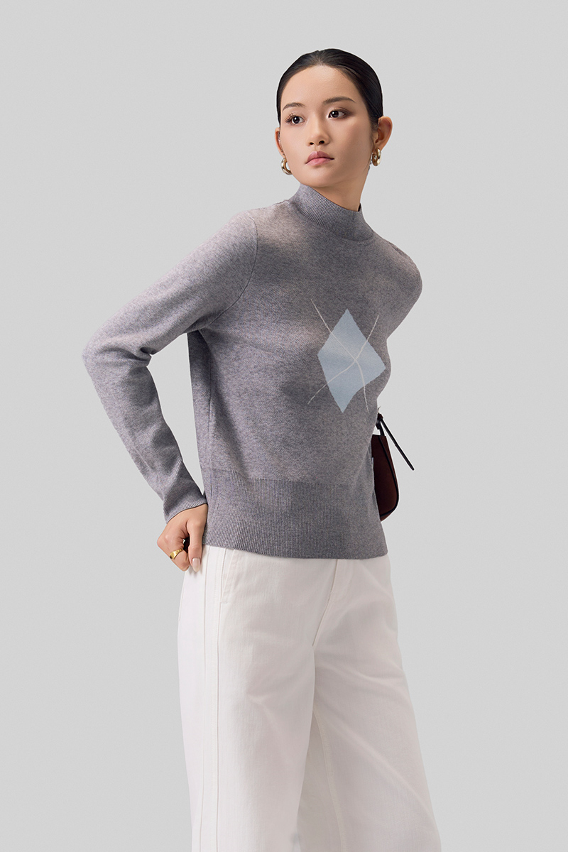 Áo Len DT cổ cao dệt phối hình thoi Áo Len DT cổ cao dệt phối hình thoi