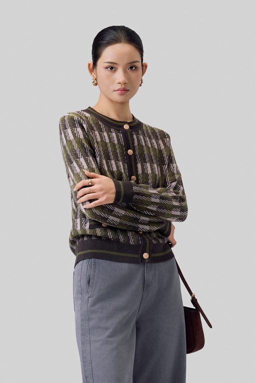 Áo khoác len dệt hoạ tiết cơi giả