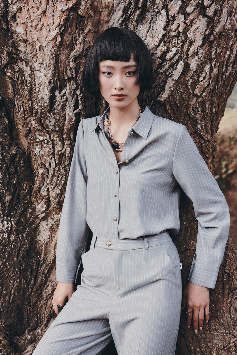 Sơ mi DT kẻ suông kèm cà vạt Sơ mi DT kẻ suông kèm cà vạt