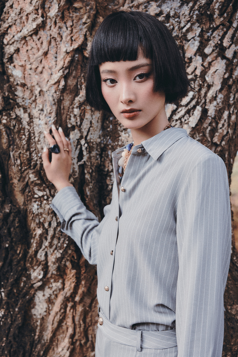 Sơ mi DT kẻ suông kèm cà vạt Sơ mi DT kẻ suông kèm cà vạt