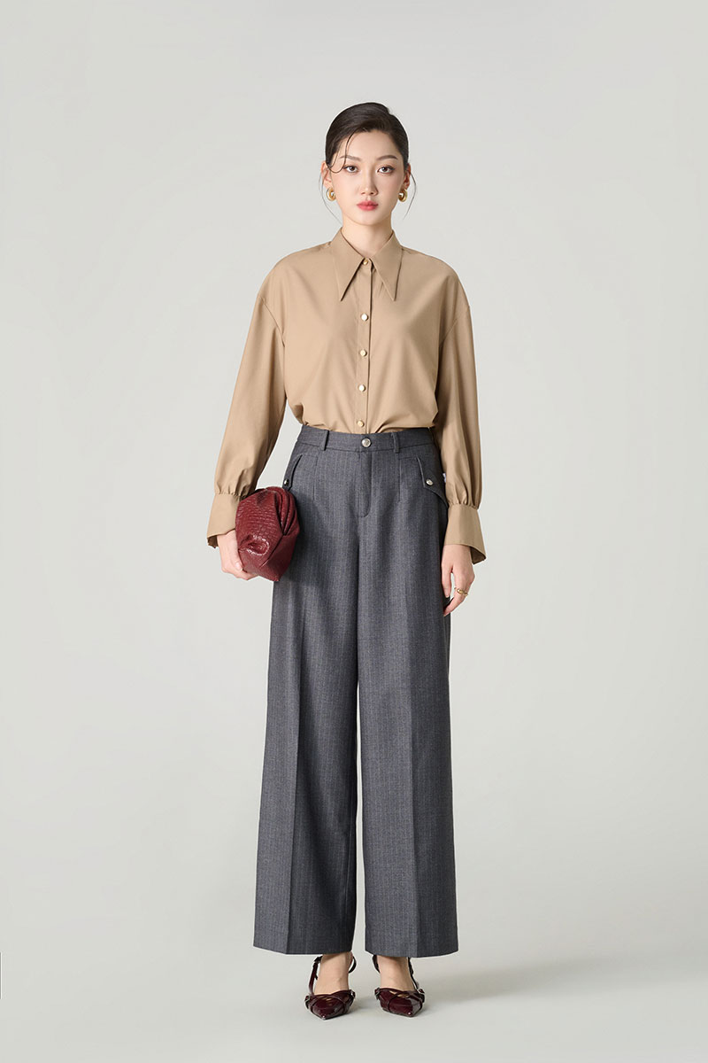 Sơ mi DT vai rơi măng sét loe điệu Quần suông lật giả túi đính cúc