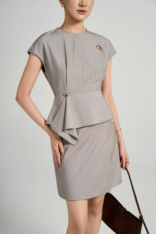 Áo kiểu peplum rủ bèo lệch
