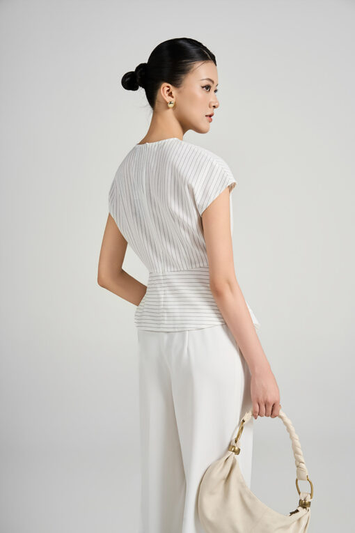 Áo kiểu peplum rủ bèo lệch