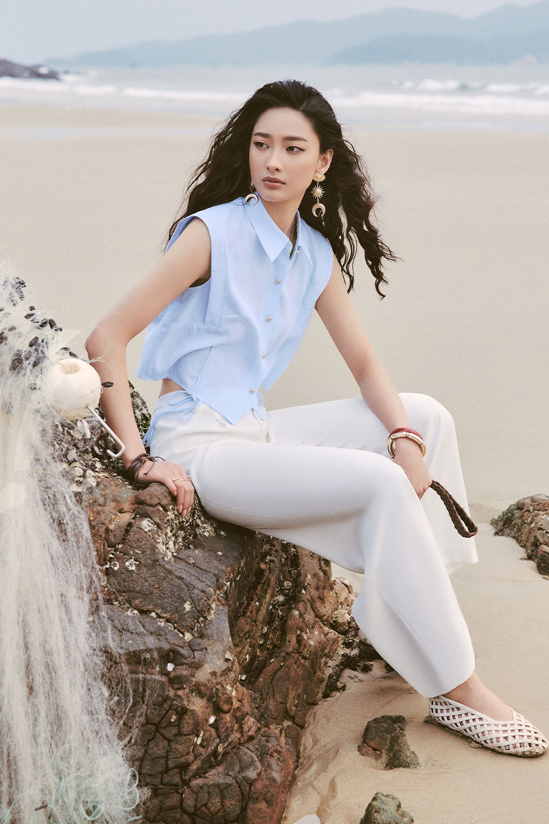 Sơ mi SN croptop V, gấu kẹp dây Sơ mi SN croptop V, gấu kẹp dây