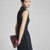 Jumpsuit kẻ vai chờm cổ 2 ve Jumpsuit kẻ vai chờm cổ 2 ve