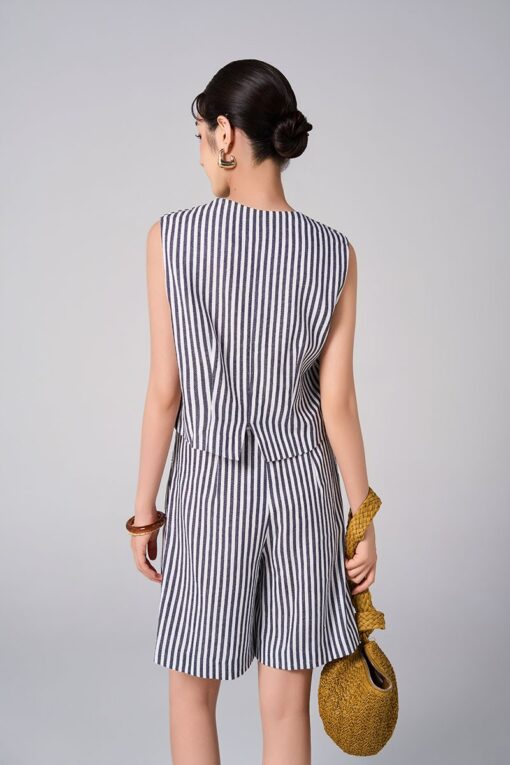 Áo kiểu SN croptop ốp lá thêu bode
