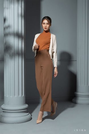 mix đồ với cardigan dáng ngắn