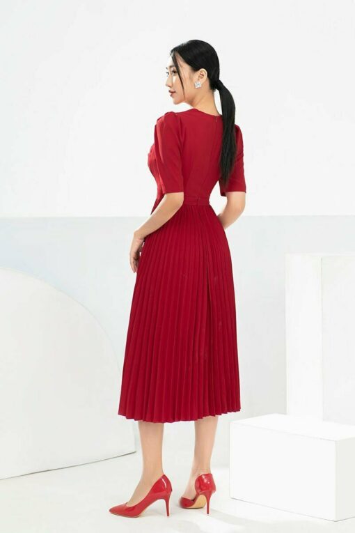 Váy xếp ly ELMI thời trang cao cấp màu đỏ đô EV59-1 elmi
