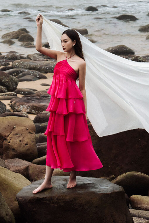 Đầm yếm bấu ly ngực bèo tầng