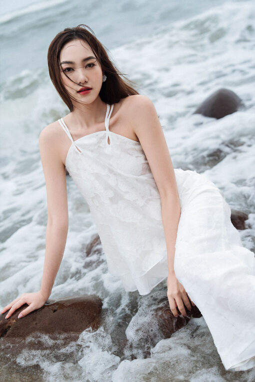 Quần suông ren
