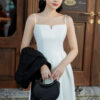 Đầm 2 dây cổ ngang xẻ V