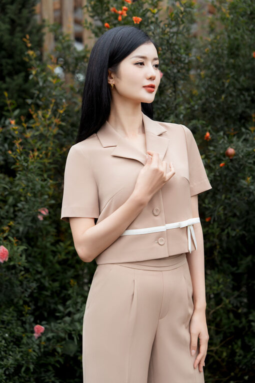 Áo kiểu cổ vest phối nơ TT