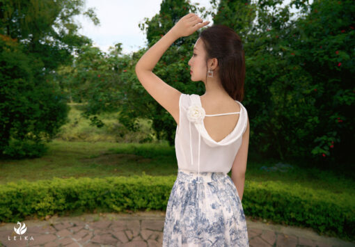 Sơ mi SN cổ giếng đính hoa