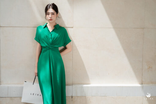 Đầm xoè xoắn eo tay lơ vê