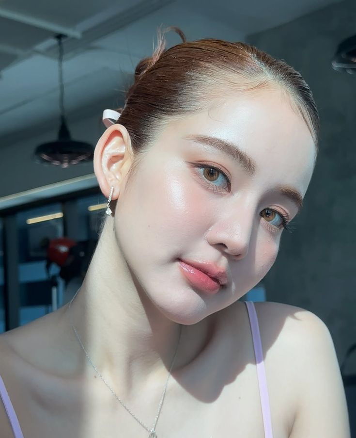 Mặt nhỏ nên để dáng tóc gì hợp? igari makeup