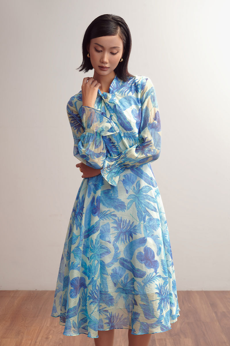 Chân váy denim: "Bình cũ rượu mới" của ngành thời trang phong cách bohemian