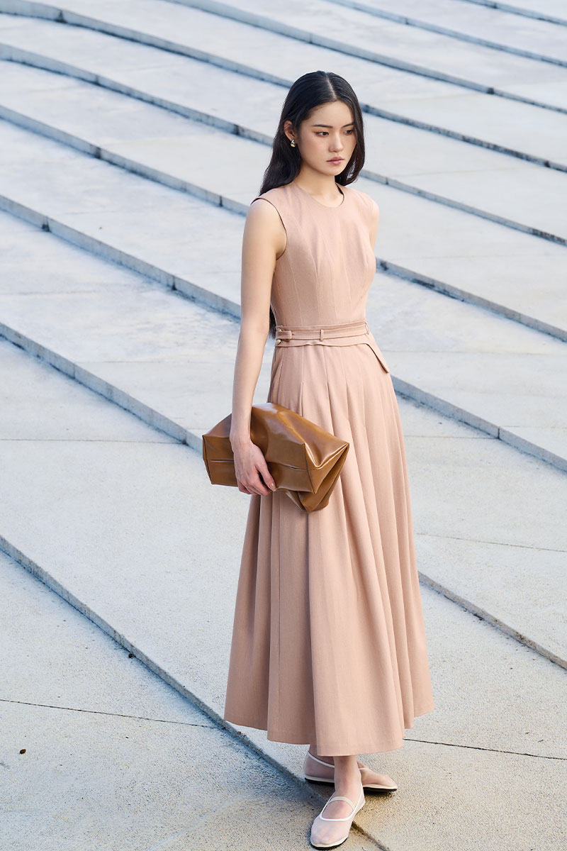 Top 6 áo sơ mi đi biển “must-have” trong tủ đồ hè phái đẹp phong cách casual