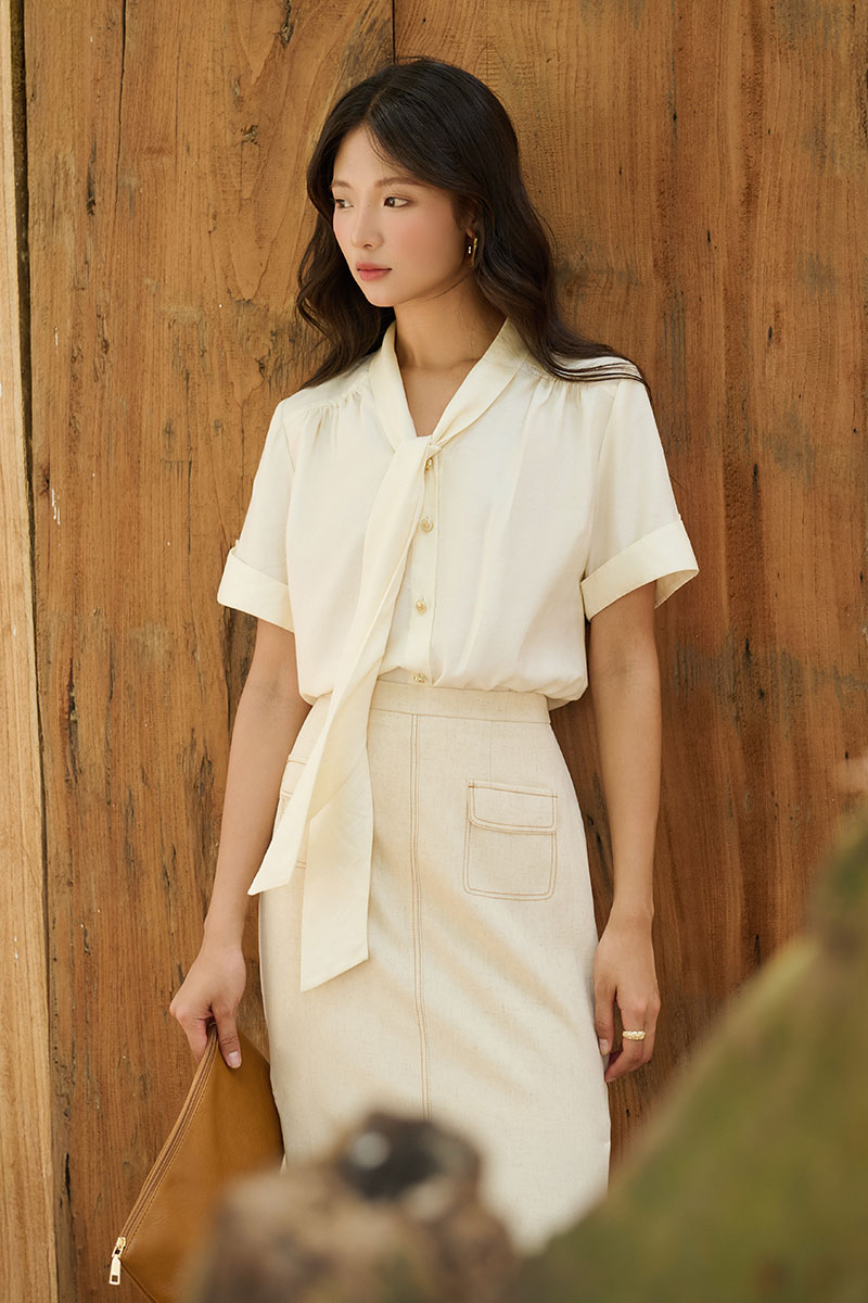 Top 6 áo sơ mi đi biển “must-have” trong tủ đồ hè phái đẹp phong cách casual