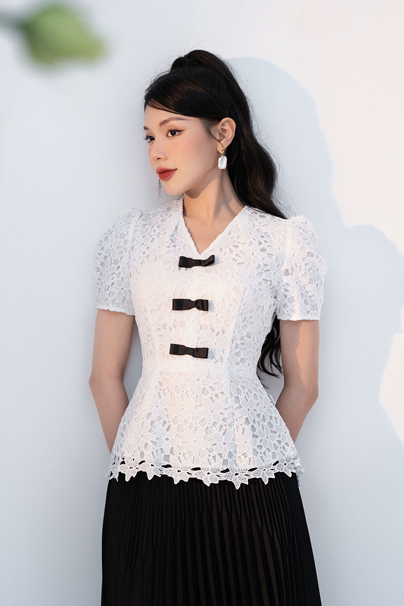 Đầm Cocktail là gì? Cách chọn đầm dự tiệc tôn dáng hoàn hảo kiểu áo peplum trẻ trung
