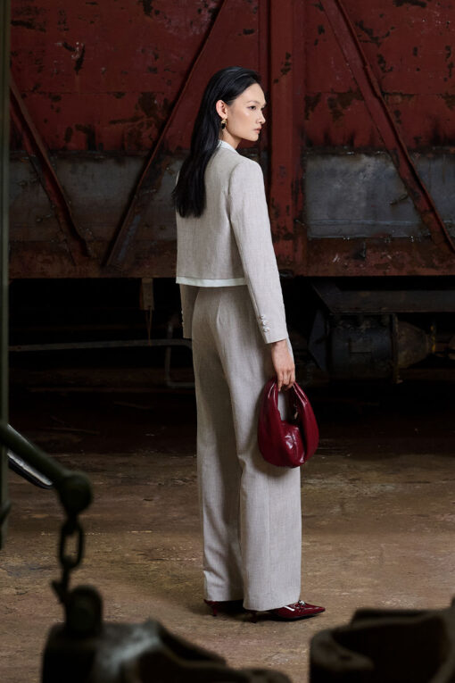 Quần suông quai nhê rơi đính cúc đôi