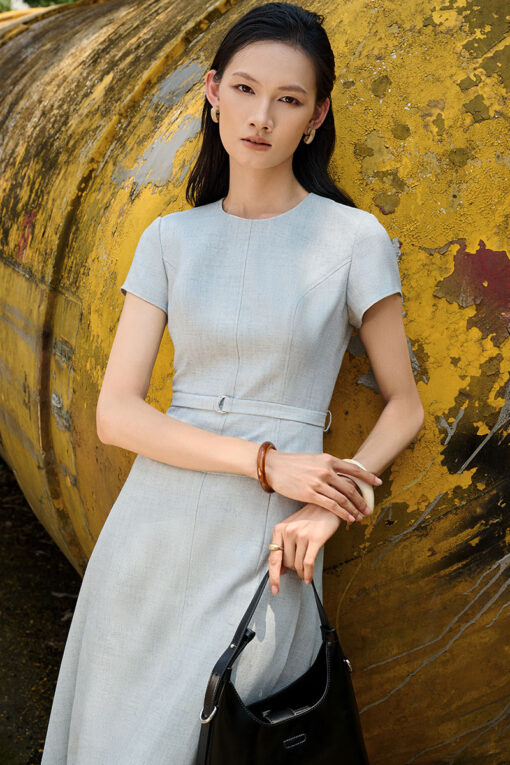 Đầm xoè cổ tròn can hông xếp ly gấu