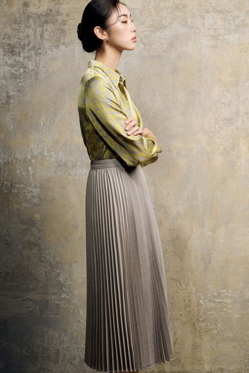 Sơ mi suông cổ đức hoạ tiết