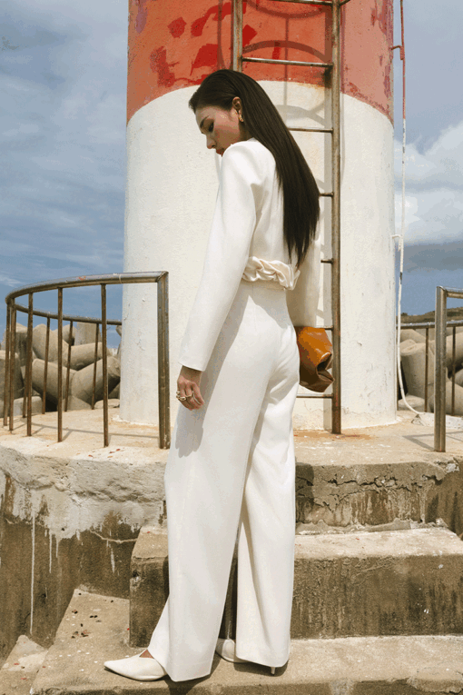 Áo vest croptop gấu can xoắn bèo