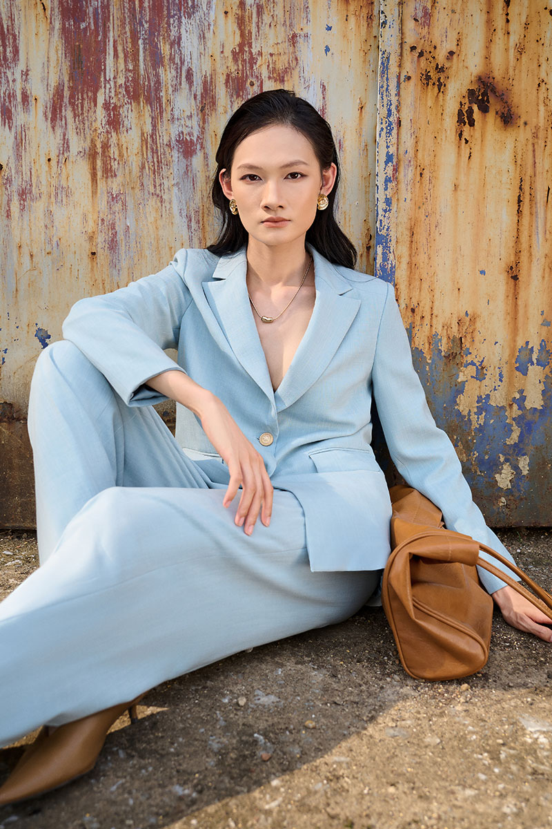 6 mẫu váy vest nữ chuẩn style Parisian Chic cho quý cô công sở vest nữ công sở trẻ trung