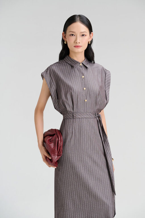 Đầm ôm vai rơi cửa tay rộng lơ vê