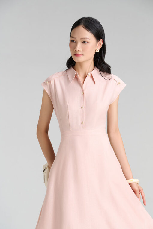 Đầm xòe cổ đức can diễu vai trang trí