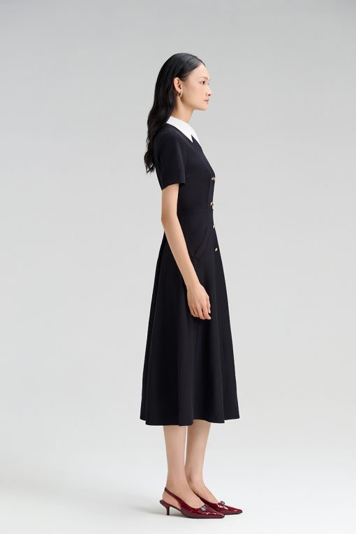 Đầm xoè hông bổ túi cơi, phối cổ