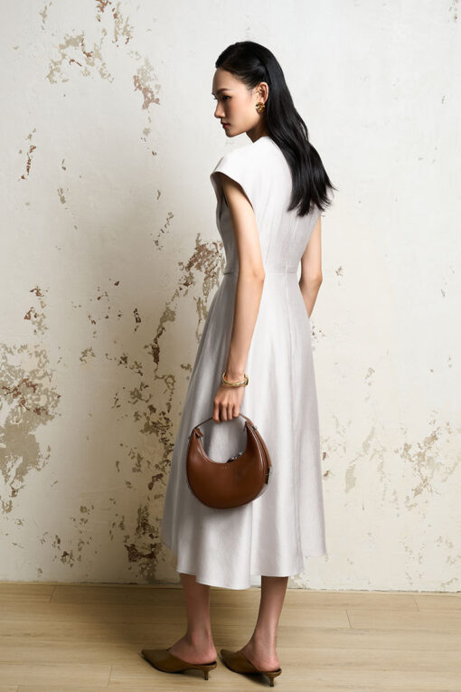 Đầm xòe tay liền thân đai eo