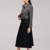 Áo kiểu DT croptop túi ốp đai nhê Áo kiểu DT croptop túi ốp đai nhê