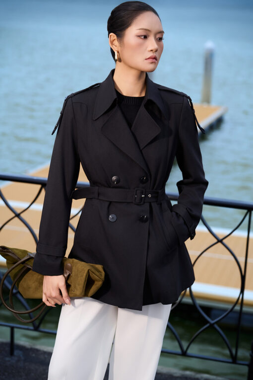 Áo măng tô dáng lửng cá vai chờm tay