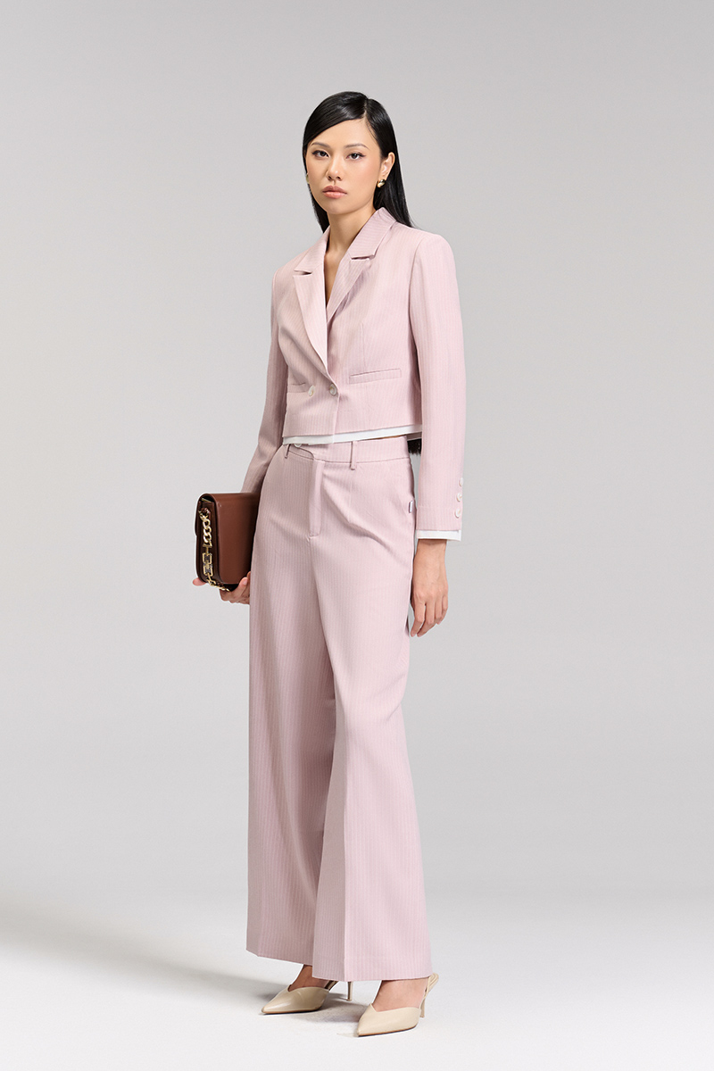 Quần suông túi chéo quai nhê vát cong Quần suông túi chéo quai nhê vát cong