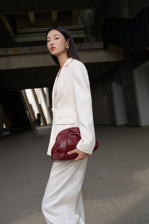 Áo vest ôm cổ 2 ve cá sau đính cúc