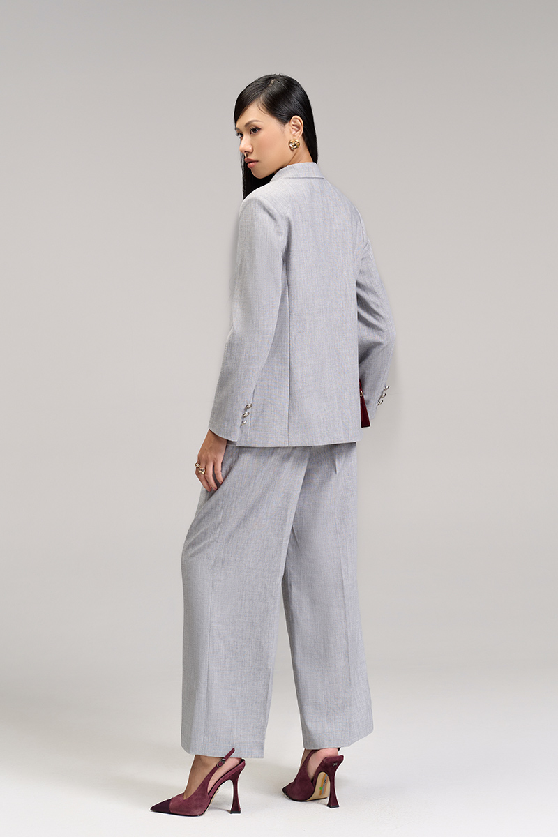 Quần suông quai nhê túi cách điệu Áo vest suông cổ ve điệu can vai