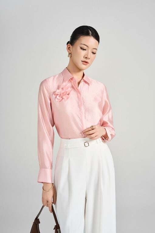 Sơ mi DT đính hoa ngực TT