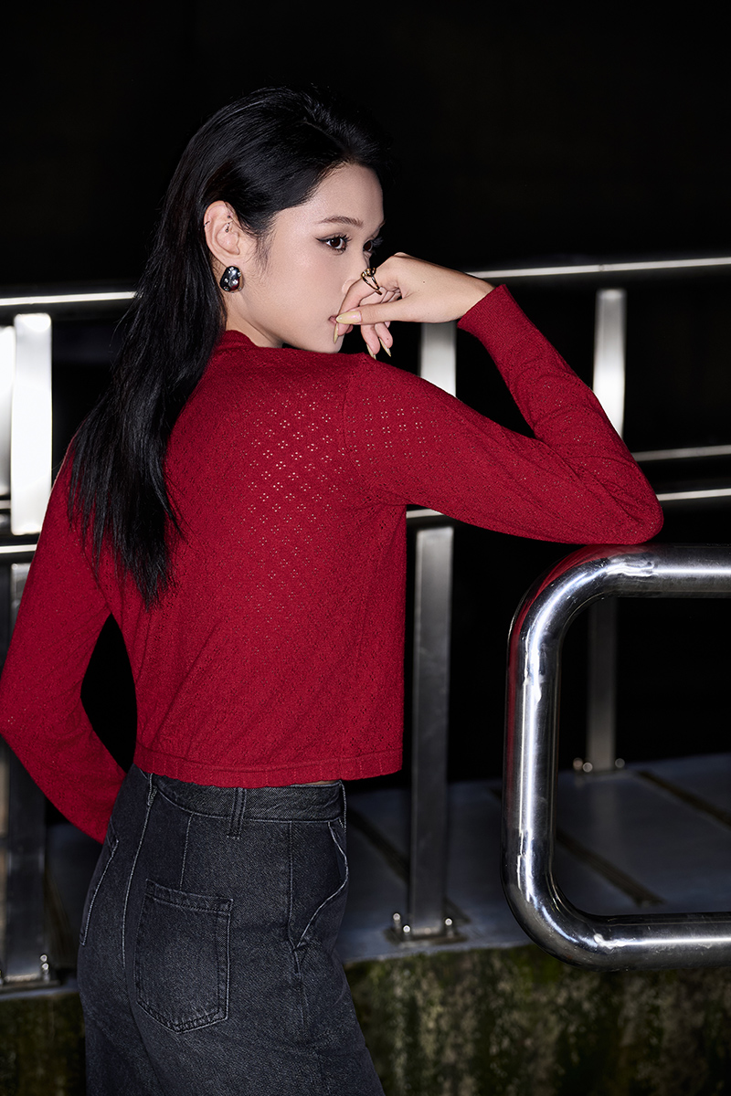 Áo Len DT gấu V cong nẹp cài cúc Áo Len DT gấu V cong nẹp cài cúc